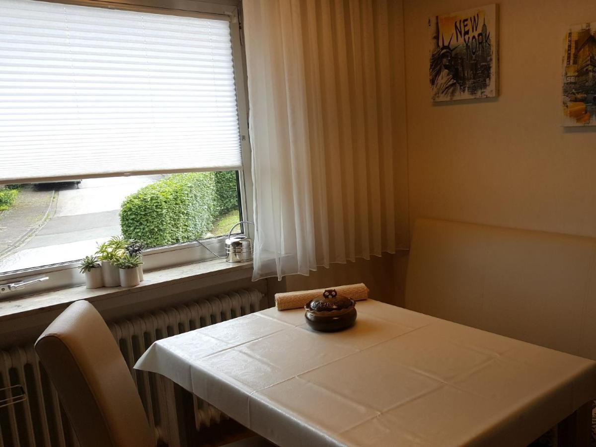 Ferienwohnungen Am Finkenweg Bestwig Buitenkant foto